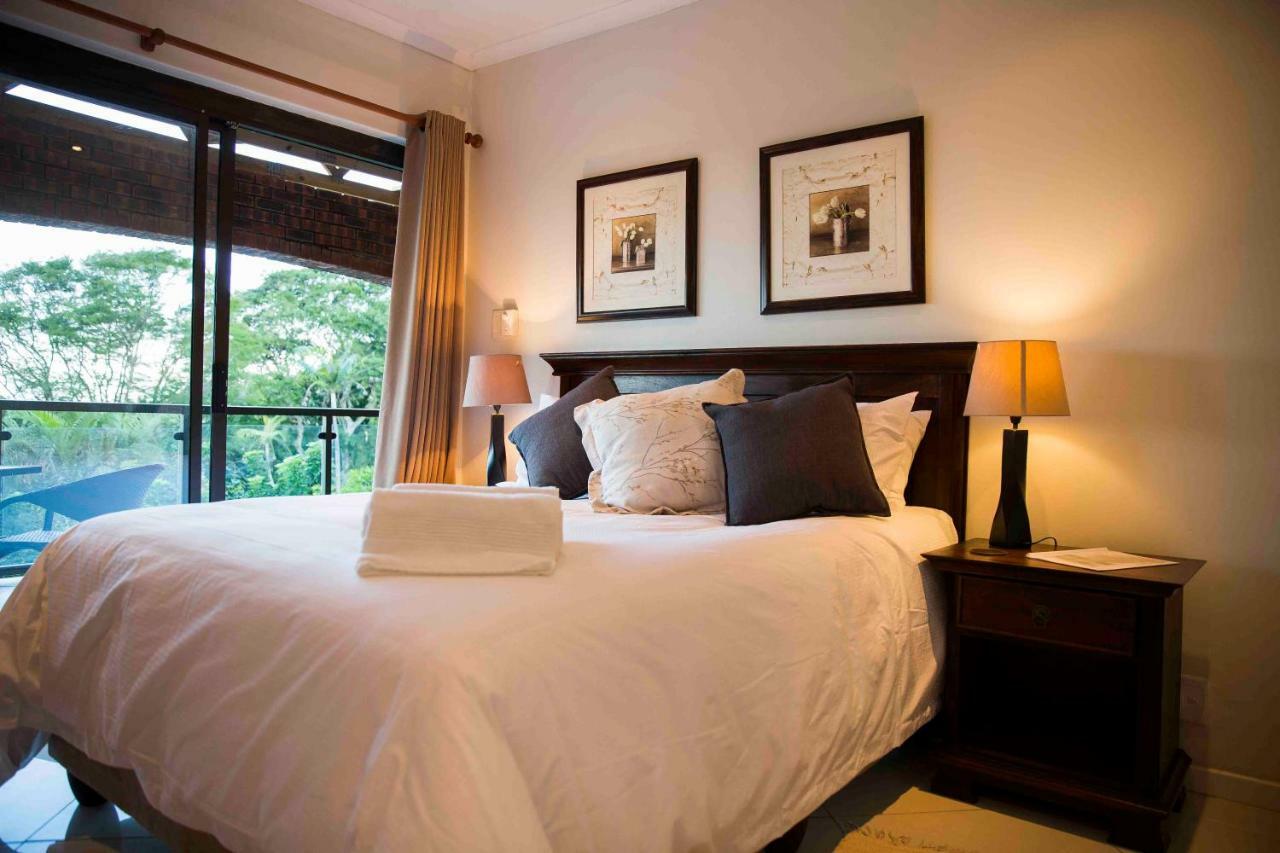 Palmwood Guesthouse 아만짐토티 외부 사진